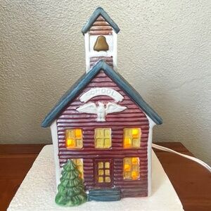 Vintage Americana Porcelain Collectable Village Lighted Schoolhouse